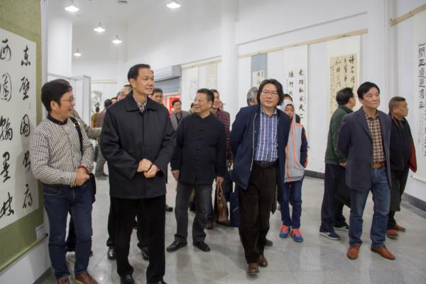 慶祝黨的十九大勝利召開，安徽淮南，廣東茂名書畫活動聯(lián)展