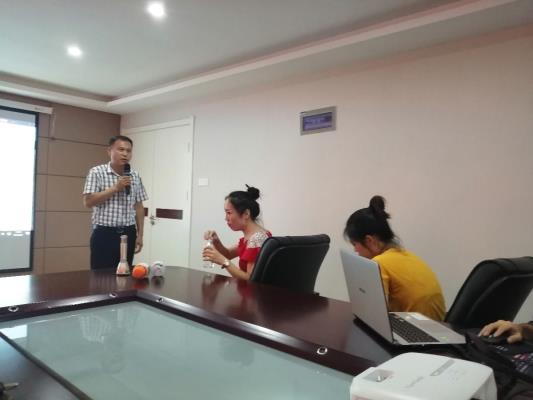 第二十三屆愛心公益換貨會成功舉辦！