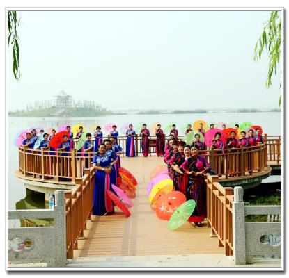 麟媛旗袍佳麗展風(fēng)彩