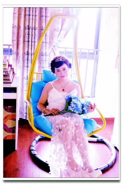 淮南圖片網慶祝中國人民解放軍建軍90周年、室內人像攝影活動。