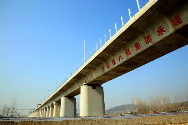 建設(shè)中的商合杭高鐵壽縣綜合客運(yùn)樞紐工程