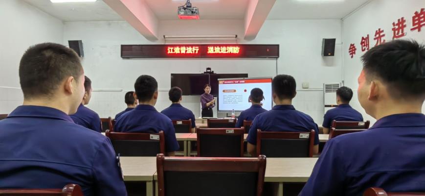 小處著眼  構筑全民大普法格局