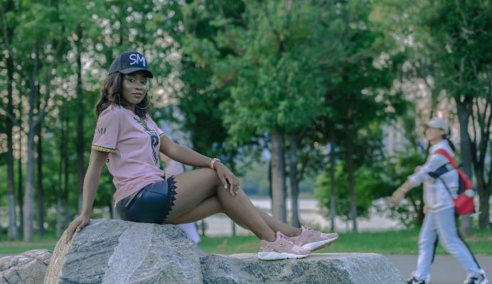 來自翡翠湖公園的巧遇--合肥工業(yè)大學(xué)黑人留學(xué)生默契的配合