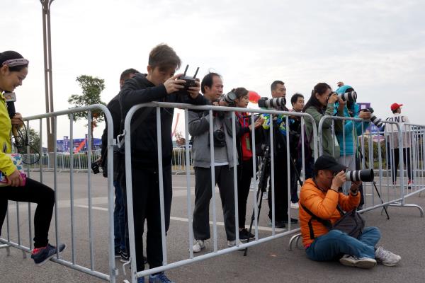 2018淮南國際馬拉松賽之辛勞的攝影人