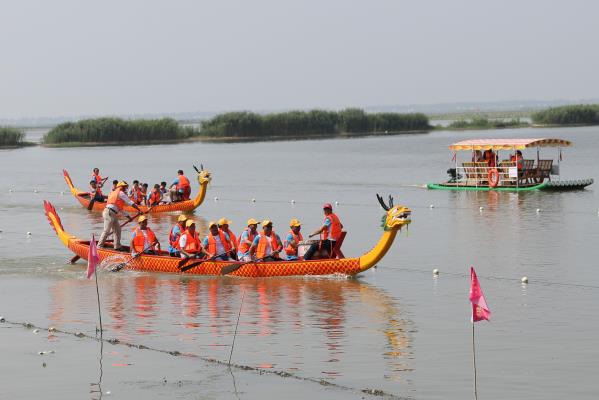 觀龍舟賽   賞旗袍秀