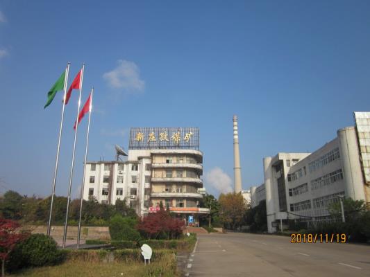 姜姍//冰冷的機器也有詩意