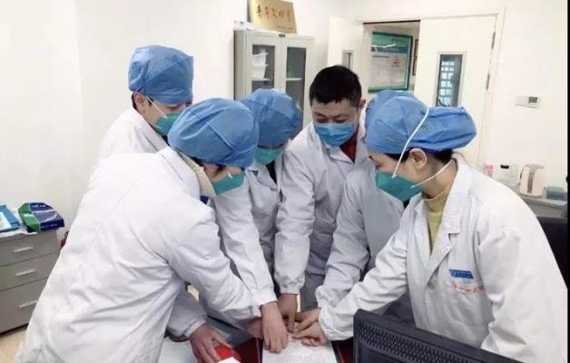 許之格 ||我們等你，在春暖花開  一致白衣戰士