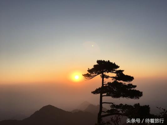 詩(shī)友唱和：癸卯重陽(yáng)登高抒懷