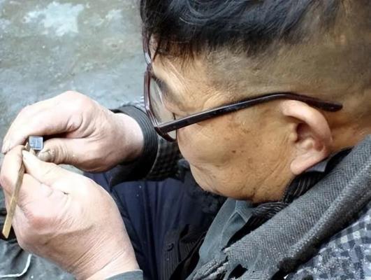 詩友唱和：淮南“義丐”謝海順