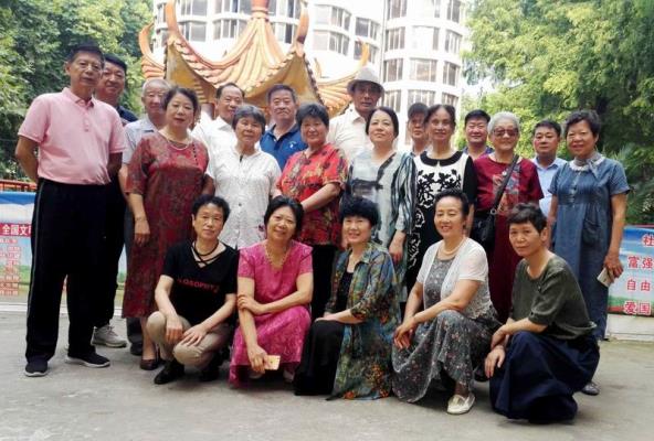 市老年大學(xué)詩詞班風(fēng)采
