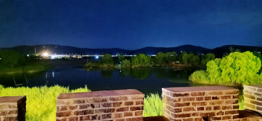 西江月?登八公山感懷