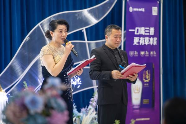 表彰優(yōu)秀攝影師   為精彩淮南鼓與呼