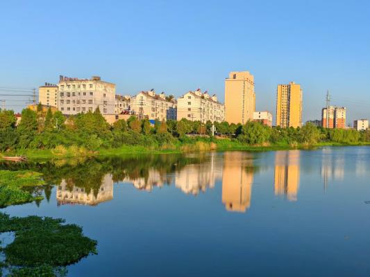 泥河秋來風景異