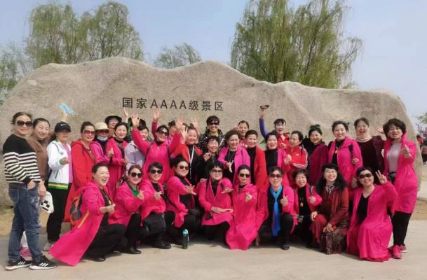 淮南圖片網高新區(qū)分站藝術團碭山賞梨花