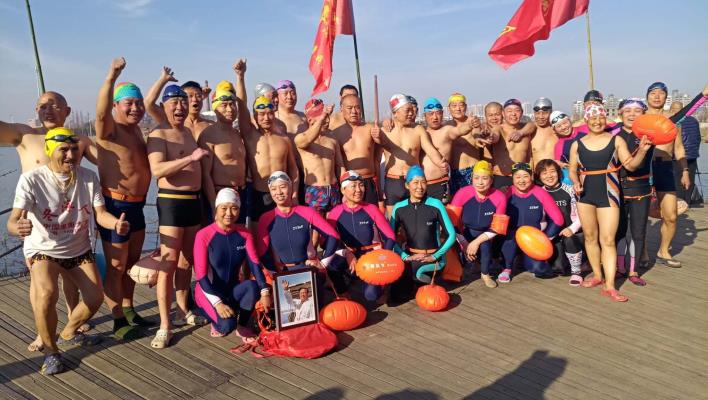 冬至~冬泳者的節日