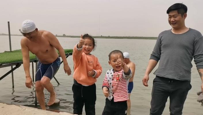 “我給你點贊。”