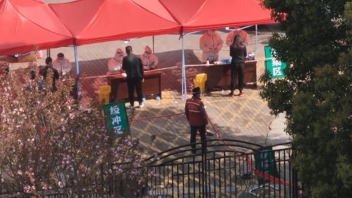 金地滟瀾山小區第三輪全員核酸檢測