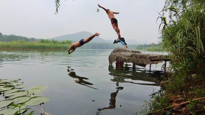 跳水激情大通濕地