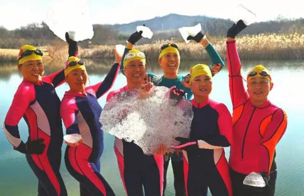 冬泳激情大通濕地