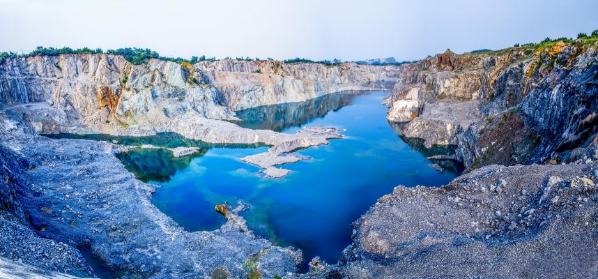 九龍崗最美石頭塘全景圖