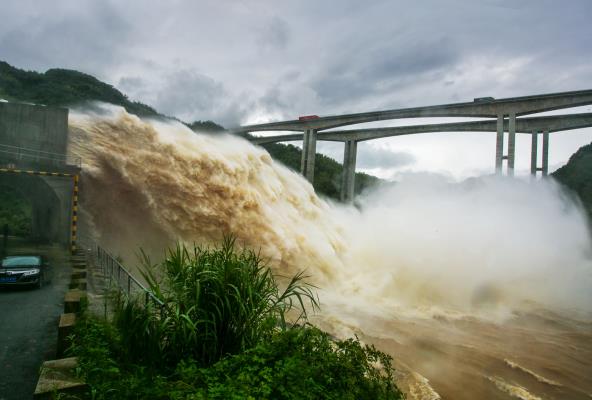暴雨后的磨子潭水庫