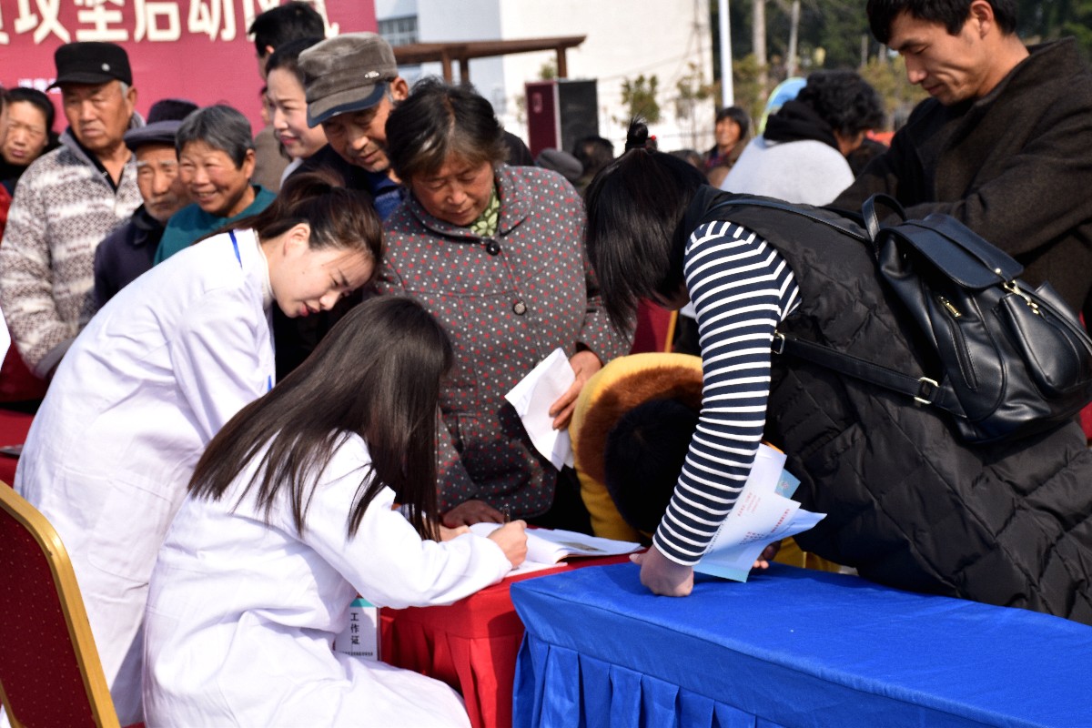 DSC_0003.JPG DSC_0003.JPG