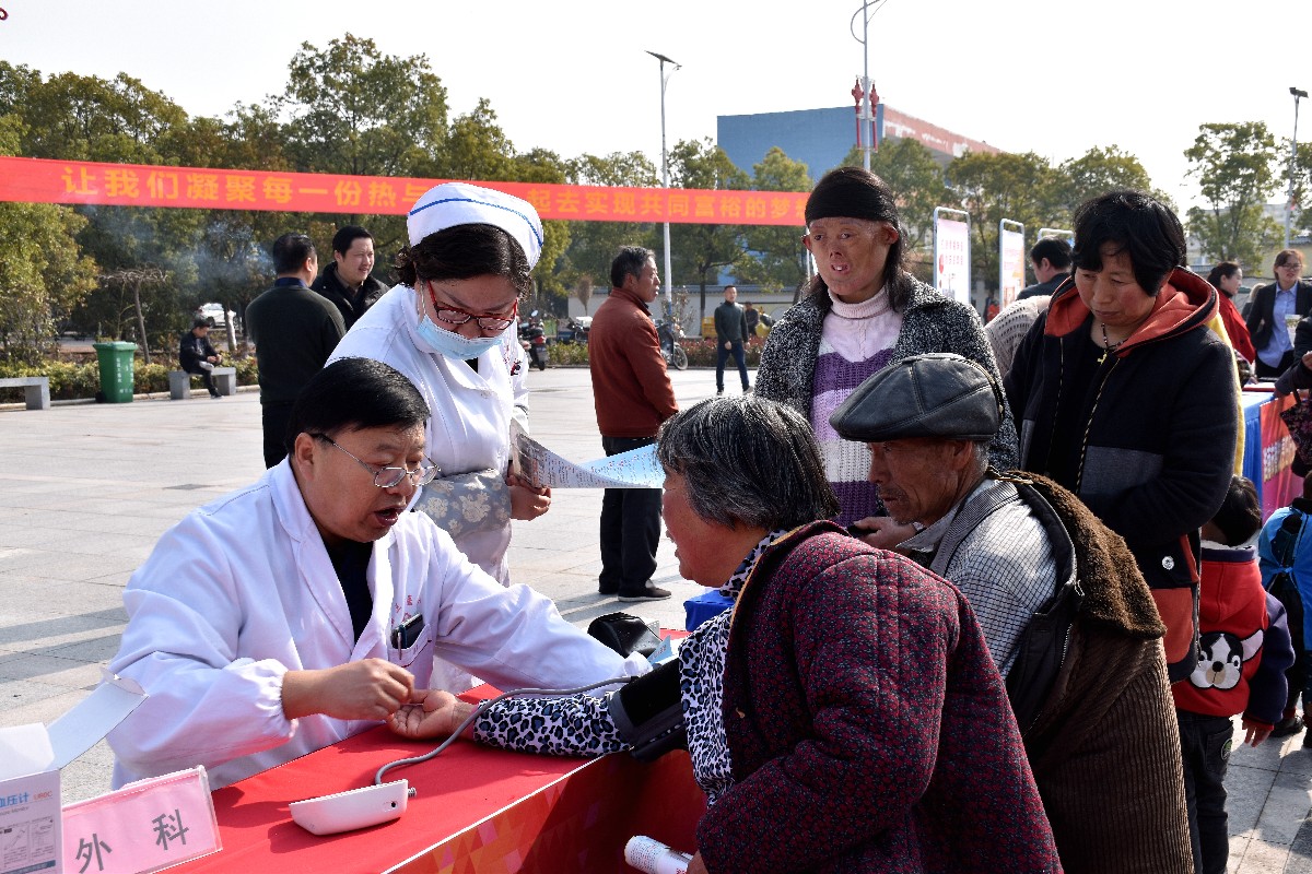 DSC_0010.JPG DSC_0010.JPG