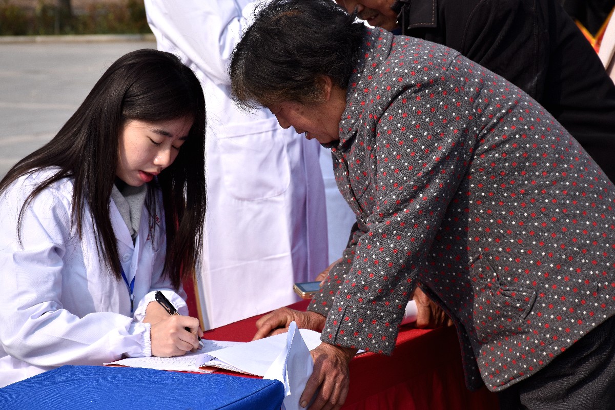 DSC_0006.JPG DSC_0006.JPG