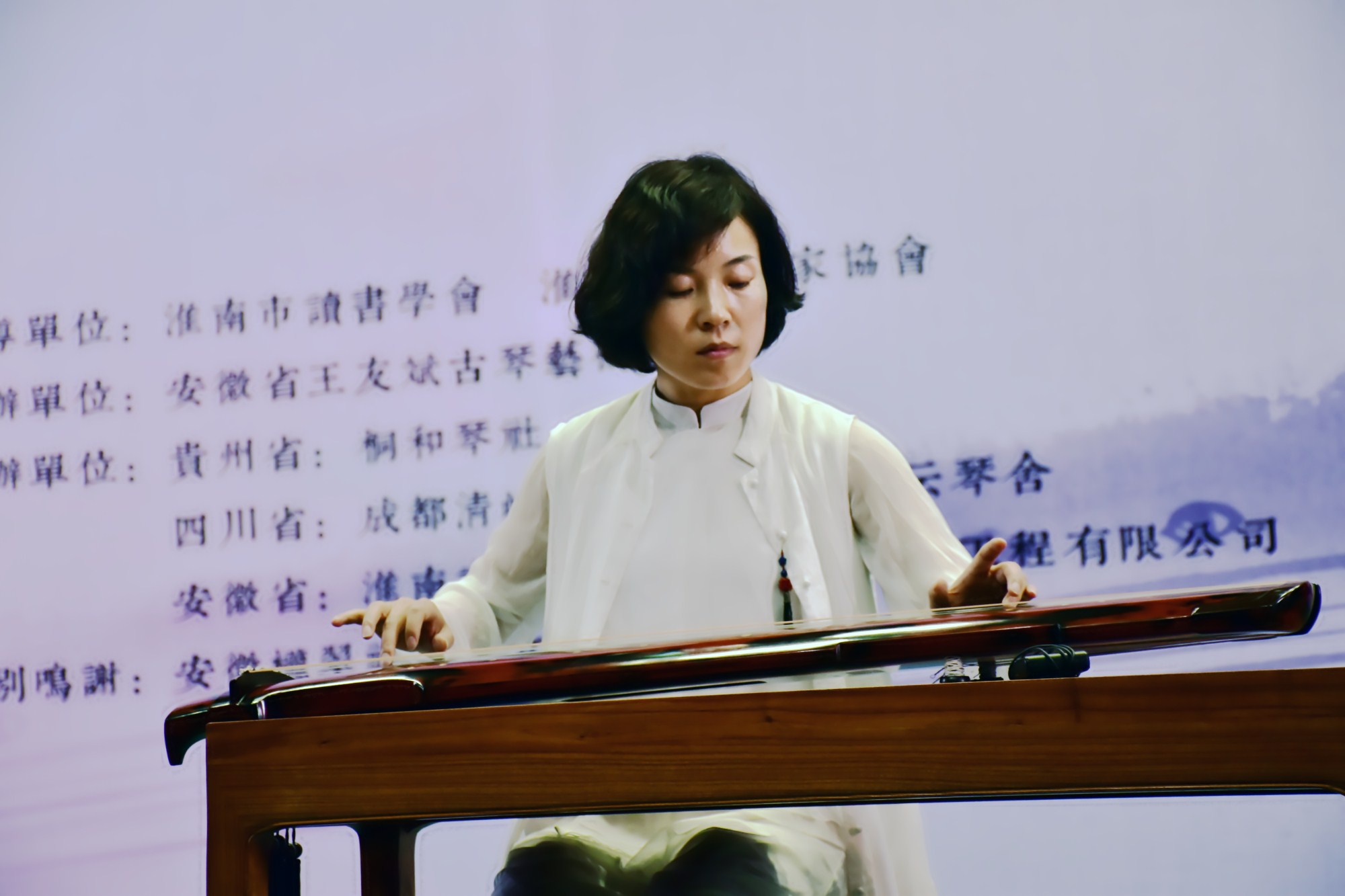 DSC_0122.JPG DSC_0122.JPG