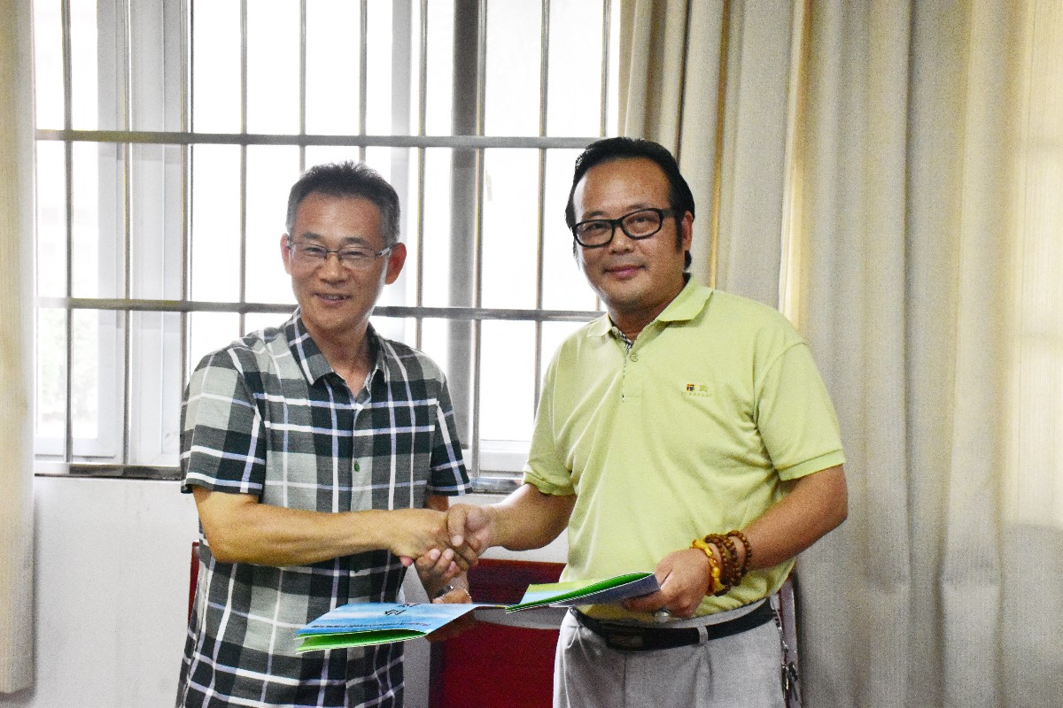 DSC_0200.JPG DSC_0200.JPG