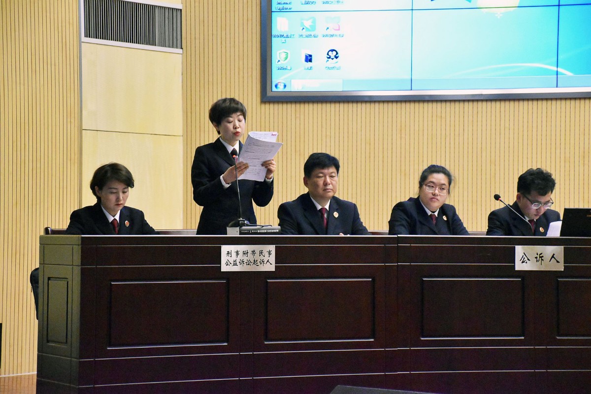 DSC_0037.JPG DSC_0037.JPG