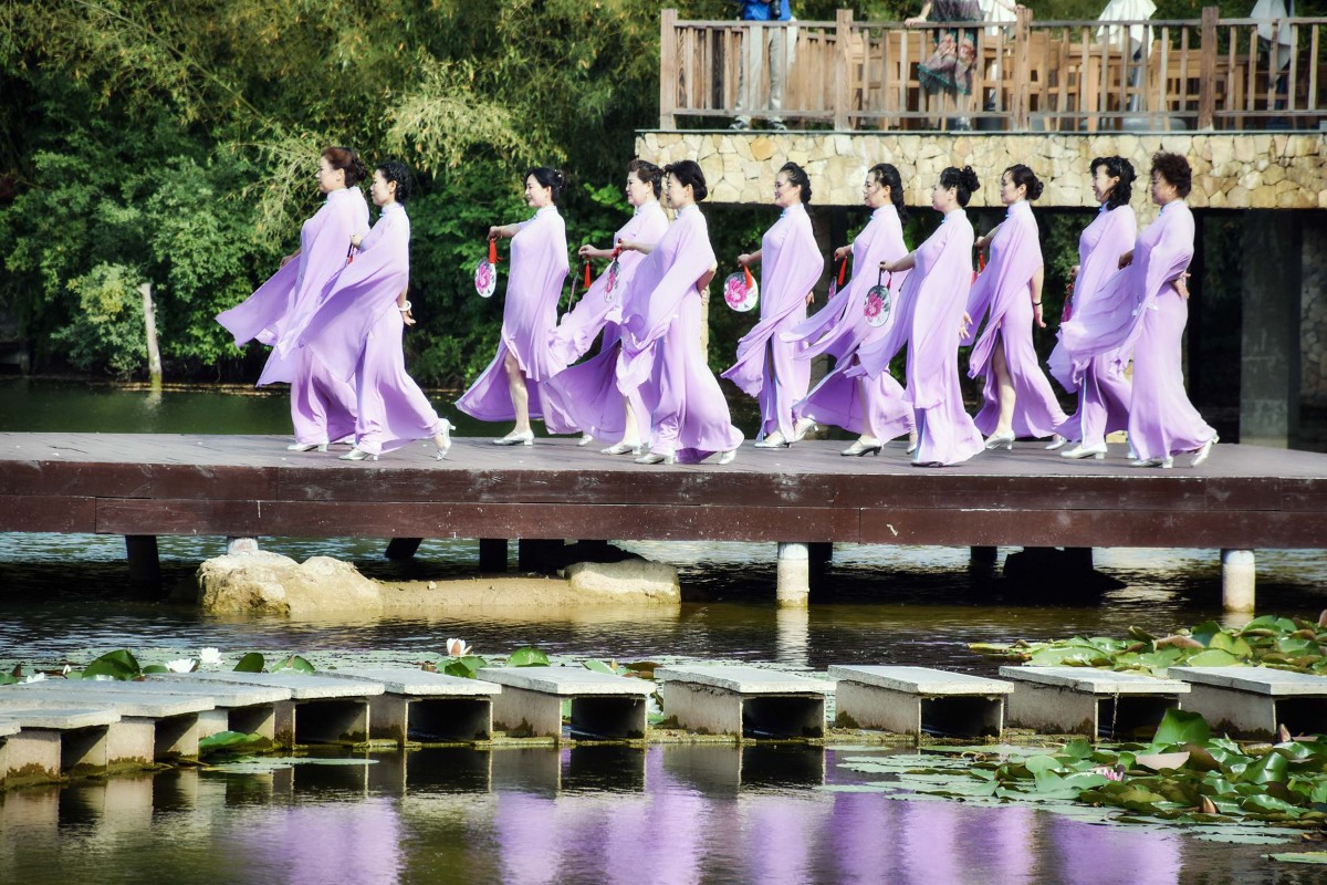 DSC_0007.JPG DSC_0007.JPG