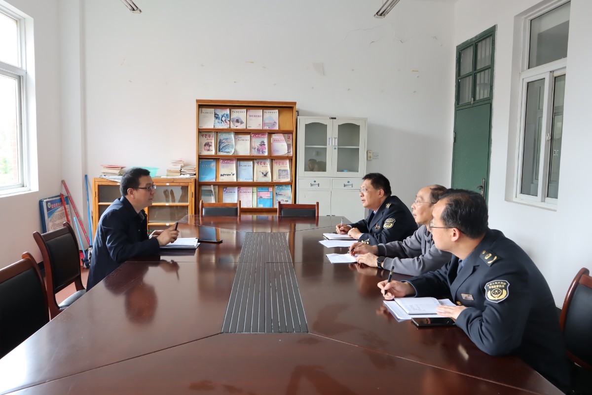 4、2023.5.6市市場監(jiān)管局與代表見面.jpg