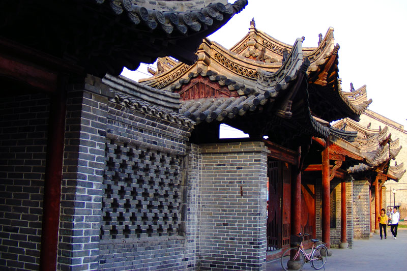 八公靜石的作品