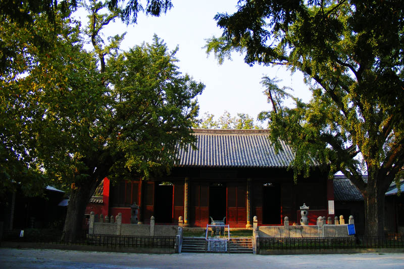 八公靜石的作品