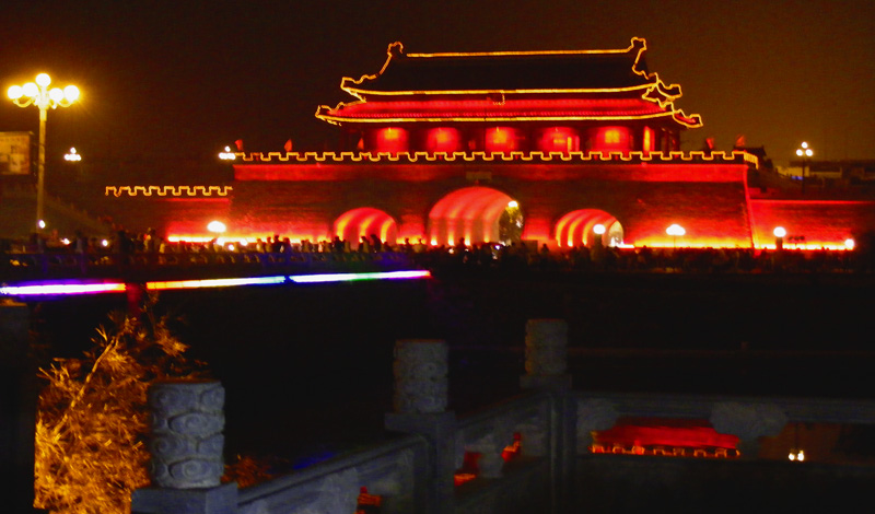 八公靜石的作品