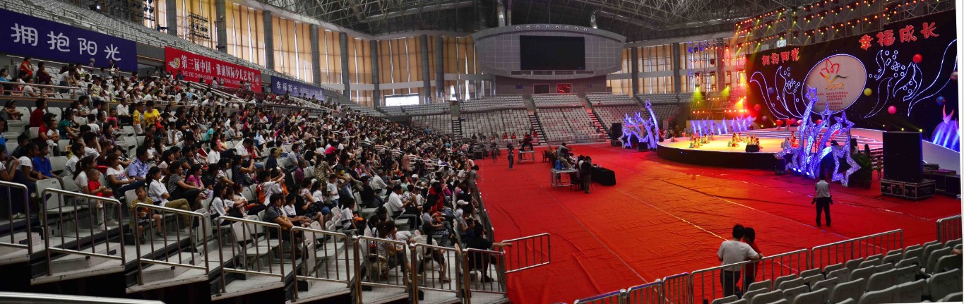 第三屆中國。淮南國際少兒藝術節<<小荷風采>>第一場