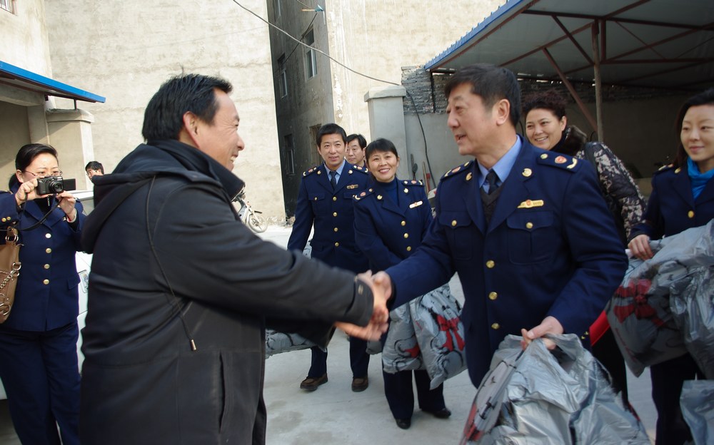 今晚800志愿者服務團慰問演出