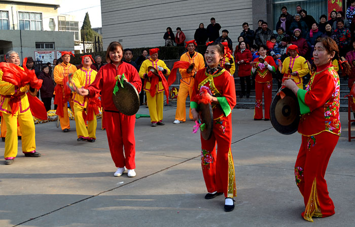 龍獅歡舞慶新年
