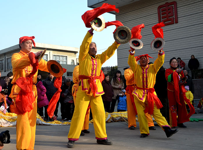 龍獅歡舞慶新年