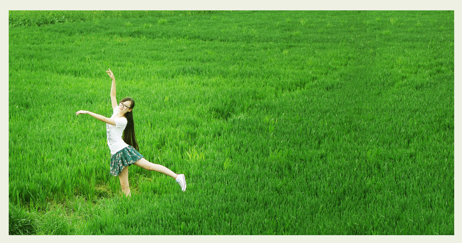 人間四月芳菲盛