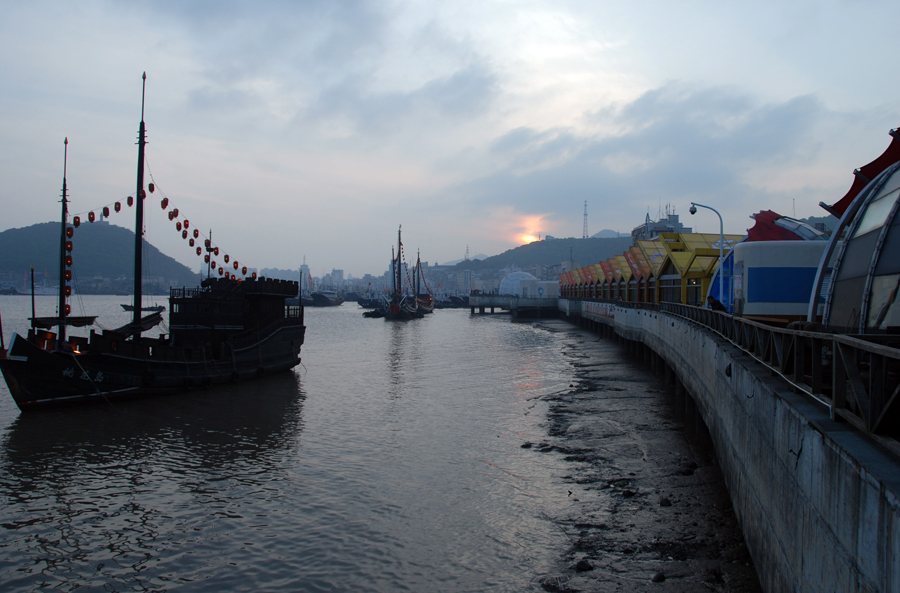舟山行—普陀沈家門海鮮夜排擋