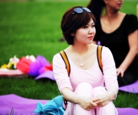 練瑜伽的女孩子們