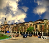 風(fēng)雨欲來風(fēng)滿樓