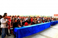 慶祝中國第十三個記者節(jié)剪影