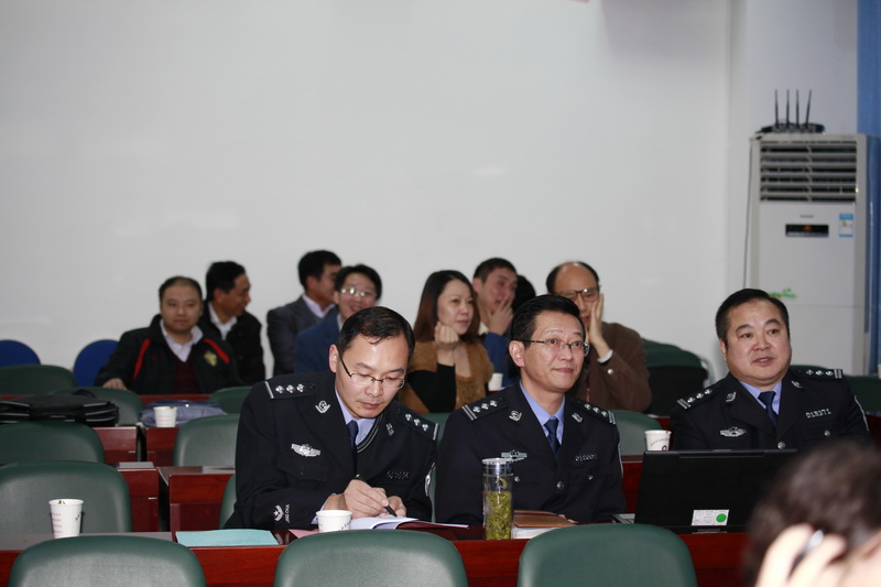 淮南市參與市預(yù)算審議會場掠影