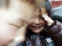 缺失的愛和依然的天真--關(guān)注留守兒童