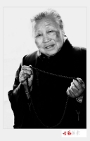 居士黑白人像一幅