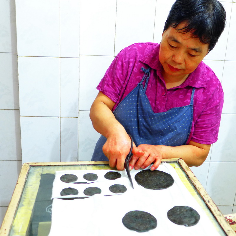 佛家文化奇葩――淮南老佛堂膏藥介紹與制作過程拍攝