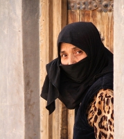 回眸---于田老街的維族婦女